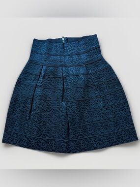 Women Size S Solid Black Skirt Tiered Short Office High Rise Zipped Pull On Used